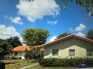 9010 NW 38th Dr APT 3, Coral Springs, FL 33065