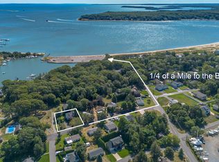 400 Anglers Rd, Greenport, NY 11944