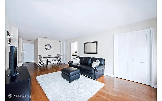 Sold by Douglas Elliman | media 22