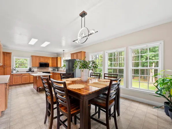 204 West Rd, Angier, NC 27501