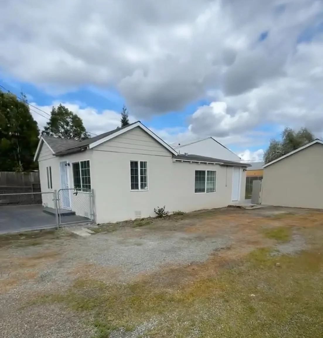 6360 Jackson Ave photo 1