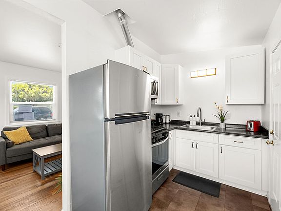 5th image of 4772 62nd St #4774