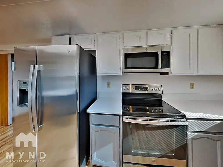 1750 W Camino Urbano — Photo 11