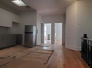 748 Lincoln Pl #4B, Brooklyn, NY 11216