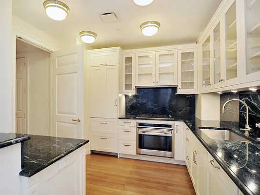 Rented by Sotheby's International Realty | media 5