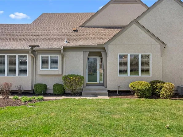 14319 Russell St, Overland Park, KS 66223