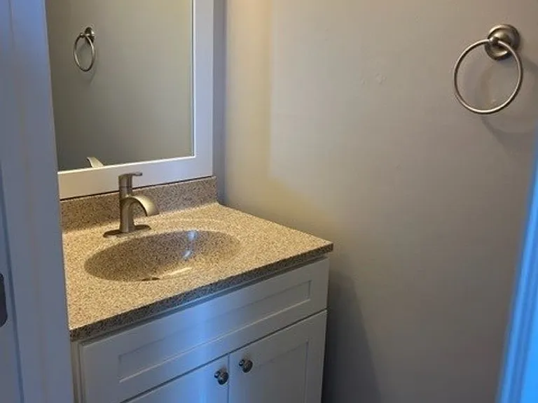 1317 Cora Ln — Photo 9