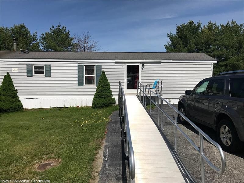 2nd image of 6 Rita Dr