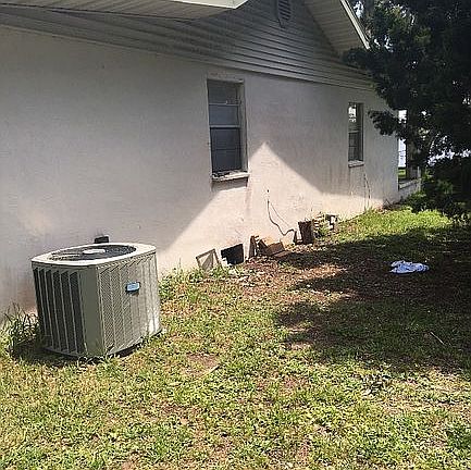 3rd image of 5548 W Bayshore Dr