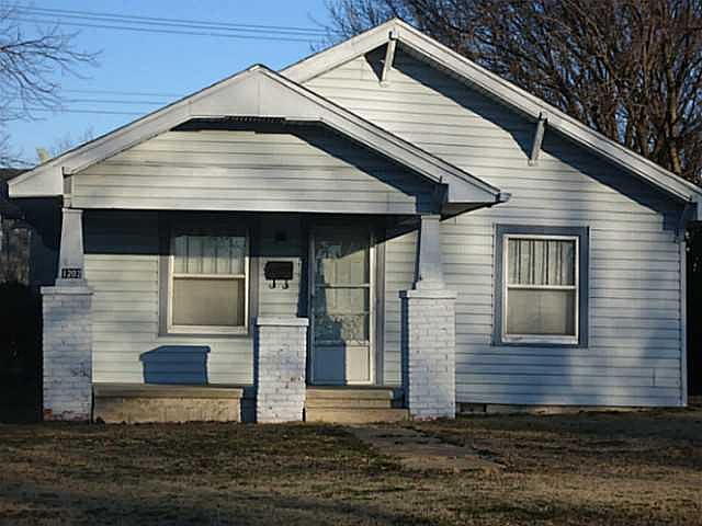 1st image of 1202 S Okfuskee Ave