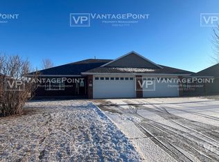 1957 Andraya Ln, De Pere, WI 54115