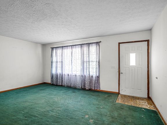 5th image of 5366 N Lakewood Drive