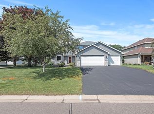 9043 Trinity Gdns, Minneapolis, MN 55443