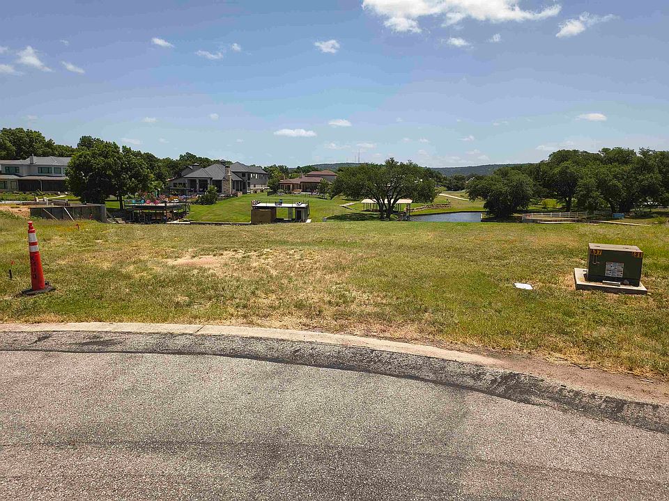 1st image of 121 Blue Heron Drive