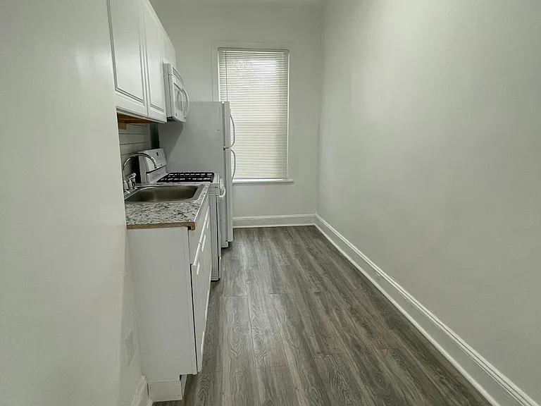 612 W Norris St #3 — Photo 7
