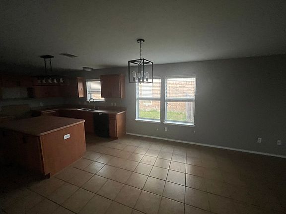 4th image of 1229 Pine Forest Dr