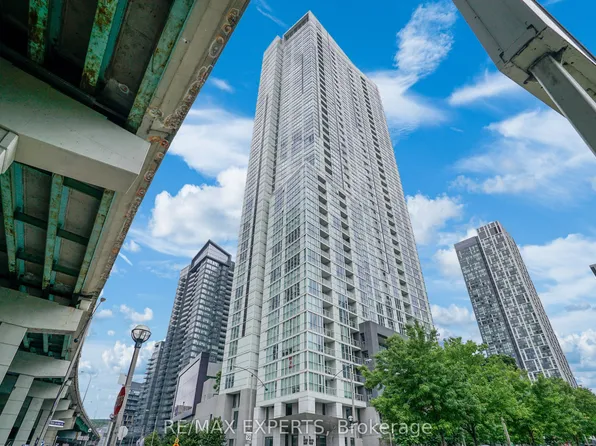 75 Queens Wharf Rd, Toronto, ON