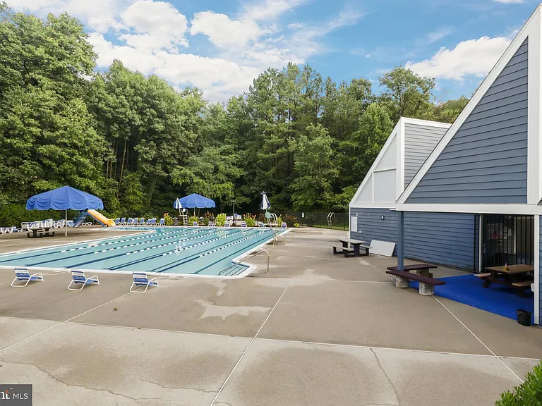 1509 N Point Dr #303 — Photo 31