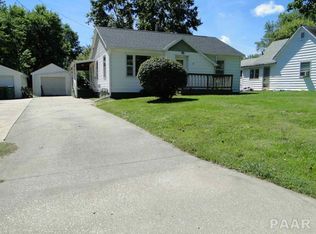 421 W Fisk St, Macomb, IL 61455