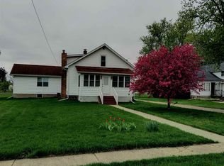 534 E Wells St, Geneseo, IL 61254