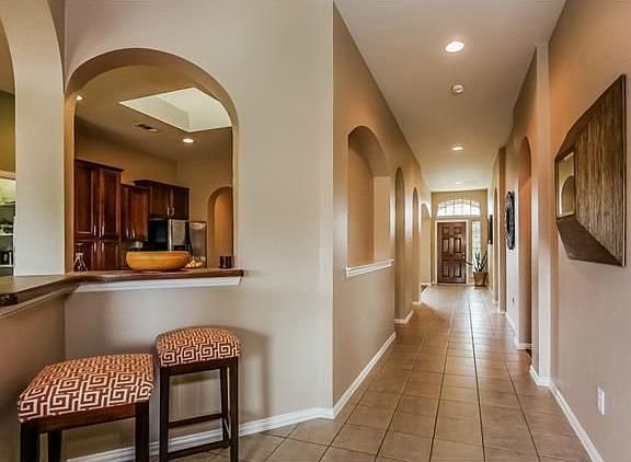 5th image of 1027 Countryside Dr