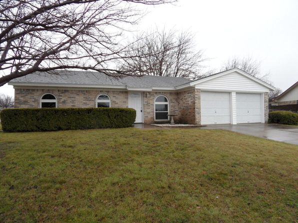 10157 Peppertree Ln