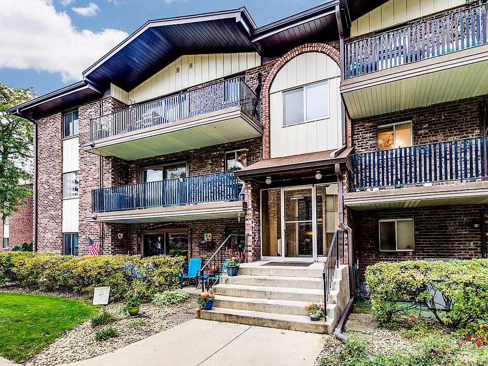 1st image of 13919 James Dr APT 906