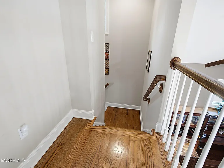 39 Hilltop Rd — Photo 41