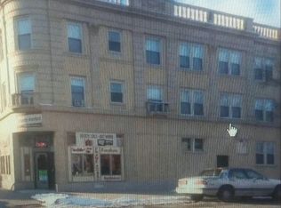 5636 W Division St APT 211, Chicago, IL 60651