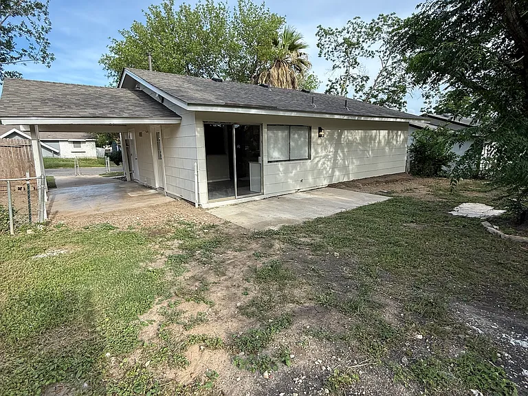 8535 Standing Rock St — Photo 22