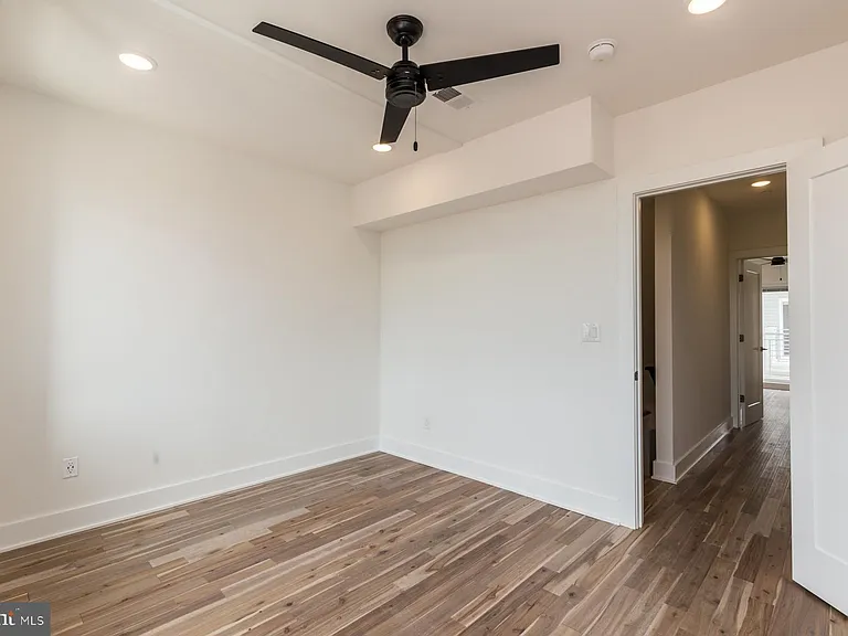 2132 Berges St #1 — Photo 22