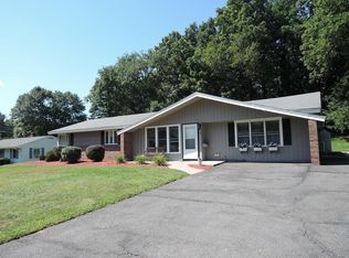 8 Myrna Rd, Framingham, MA 01701