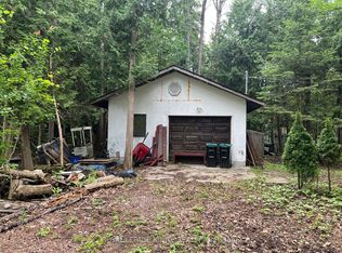 33 Moore Ave, Tiny, ON L0L1P1