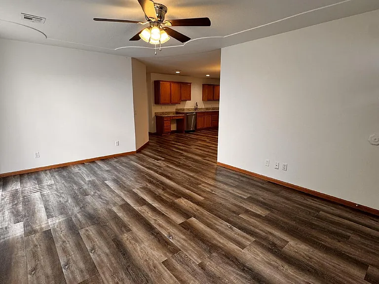 19 Holly Dr #A — Photo 2