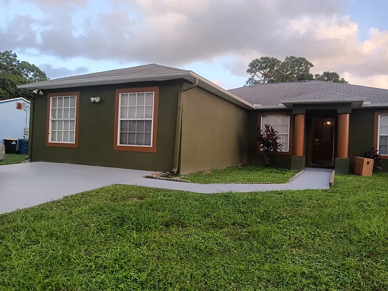 150 Crosspoint St SE — Photo 5