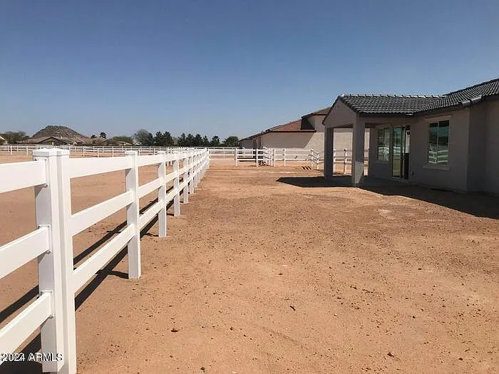 10512 W Appaloosa Trl — Photo 22