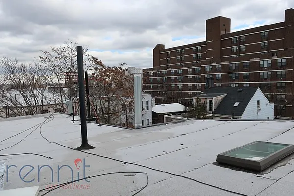 Rented by Rennit Inc. | media 39