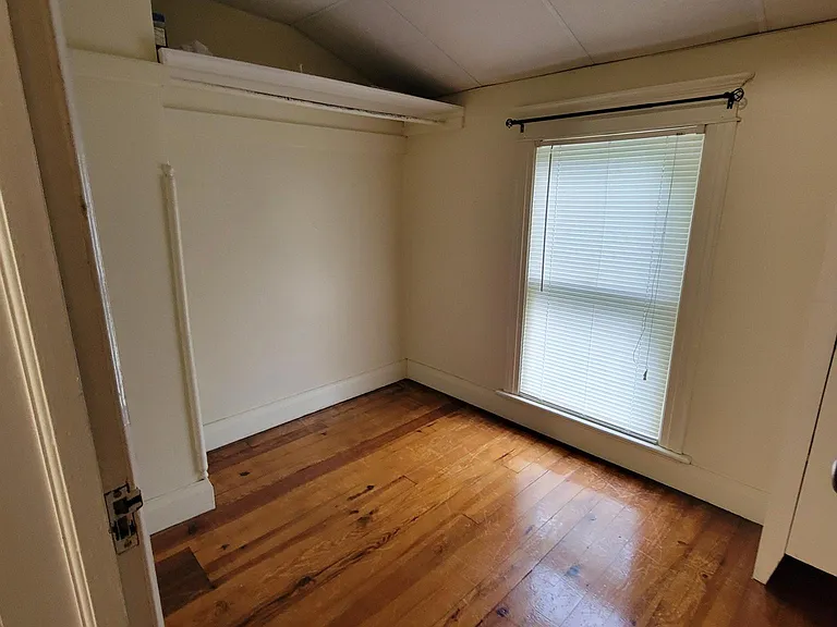841 York St — Photo 16