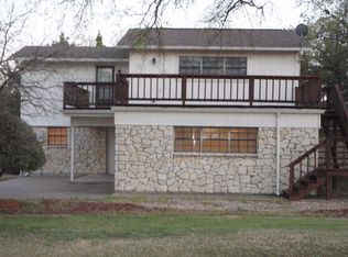 4010 Crescent Dr, Granbury, TX 76049