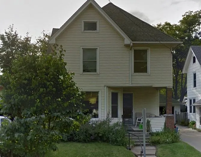 311 N Gilbert St