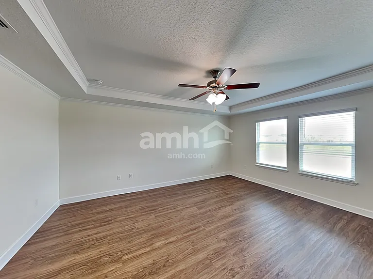 4832 Reisswood Loop — Photo 10