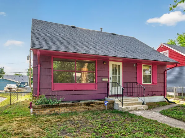 5242 James Ave N, Minneapolis, MN 55430