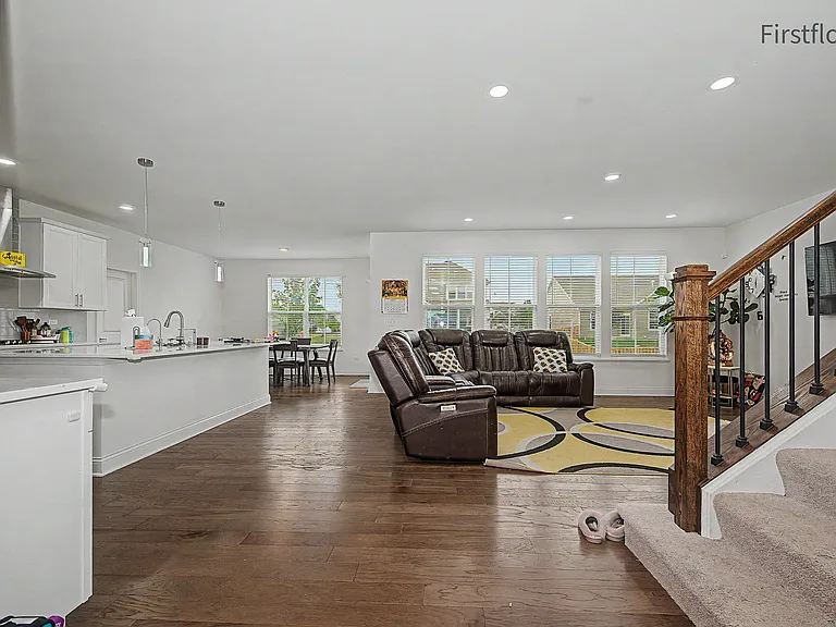 25428 W Rocky Creek Rd — Photo 9