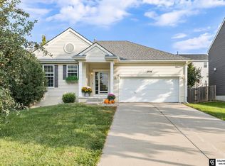 2506 Hummingbird Cir, Bellevue, NE 68123