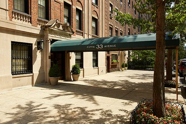 Sold by Compass | media 7