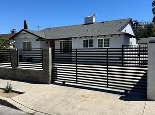 14552 Runnymede St, Van Nuys, CA 91405