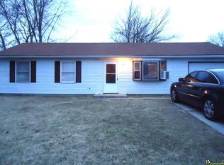 184 Hitchcock Ct N, Hope, IN 47246