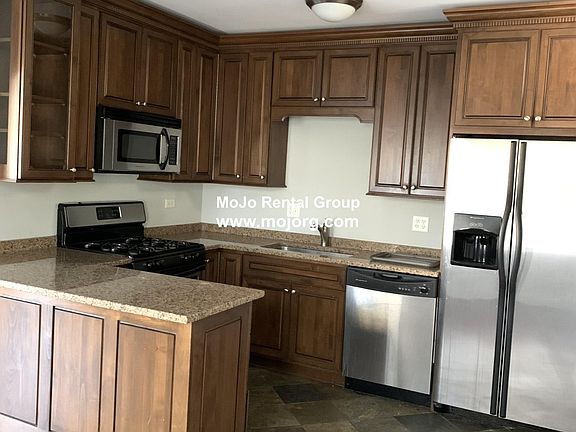 4th image of 4838 N Paulina St #3