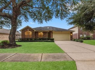 1426 Redwood Village Cir, Spring, TX 77386
