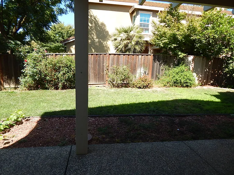 1607 Pastal Way — Photo 39